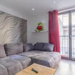Arbeitsplatz, Tiefgaragenstellplatz, 4K Tv Netflix